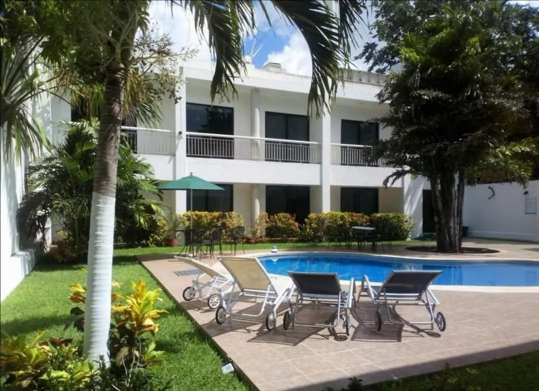****  Hotel Holly Merida Mexico