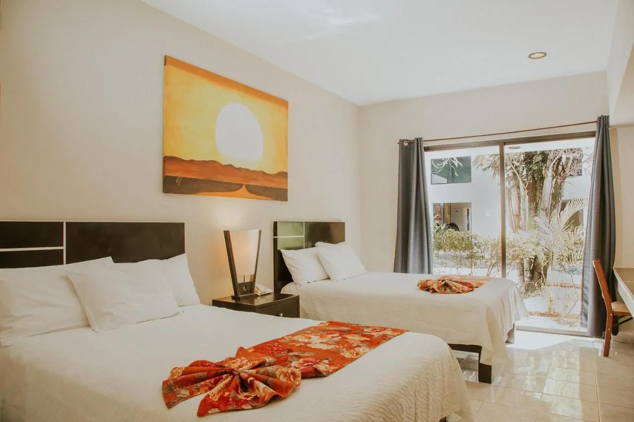 ****  Hotel Holly Merida Mexico